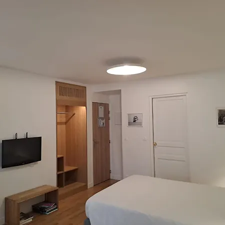 Hotel Lucien-3